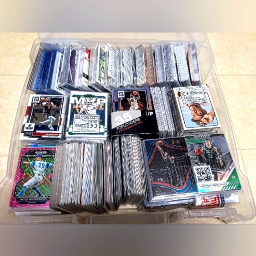 Trading Cards Lot